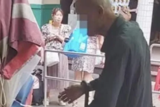 Chinatown Hawker Leftovers Consumption