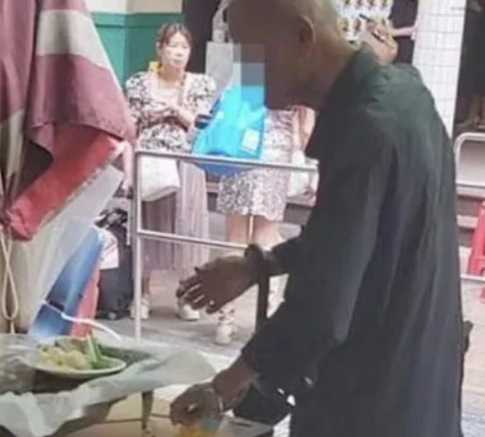 Chinatown Hawker Leftovers Consumption